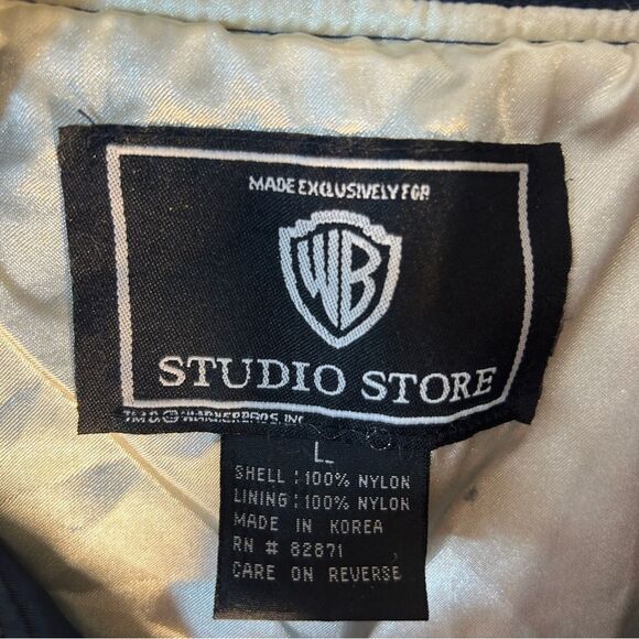 Warner Bros Store Jacket Large Cast Crew Blue Hollywood Varsity Looney Tunes VTG - Picture 4 of 16